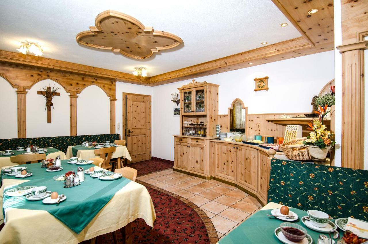 Hotel Garni Siegele - Inklusive Silvretta-Card Premium Ischgl Exterior foto